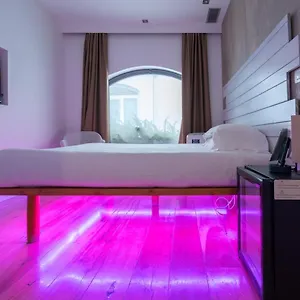 Pensión Colosseum Jacuzzi Suites, Roma